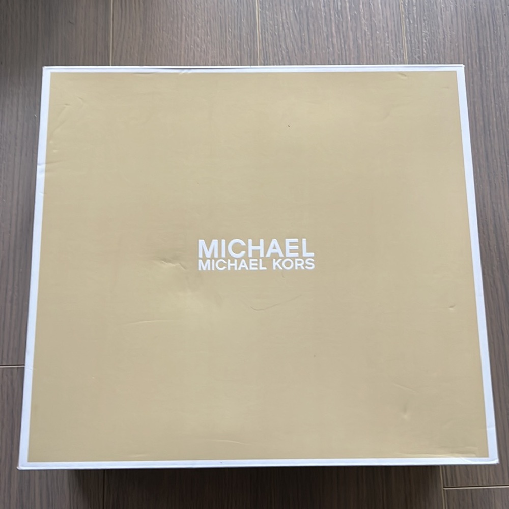 Michael Kors Alistair Glitter Bootie - Picture 5 of 8